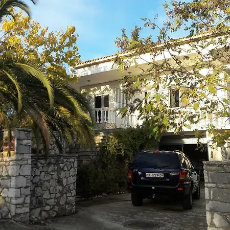 Kallimos Apartment