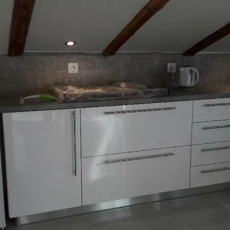 Kallimos Apartmán *